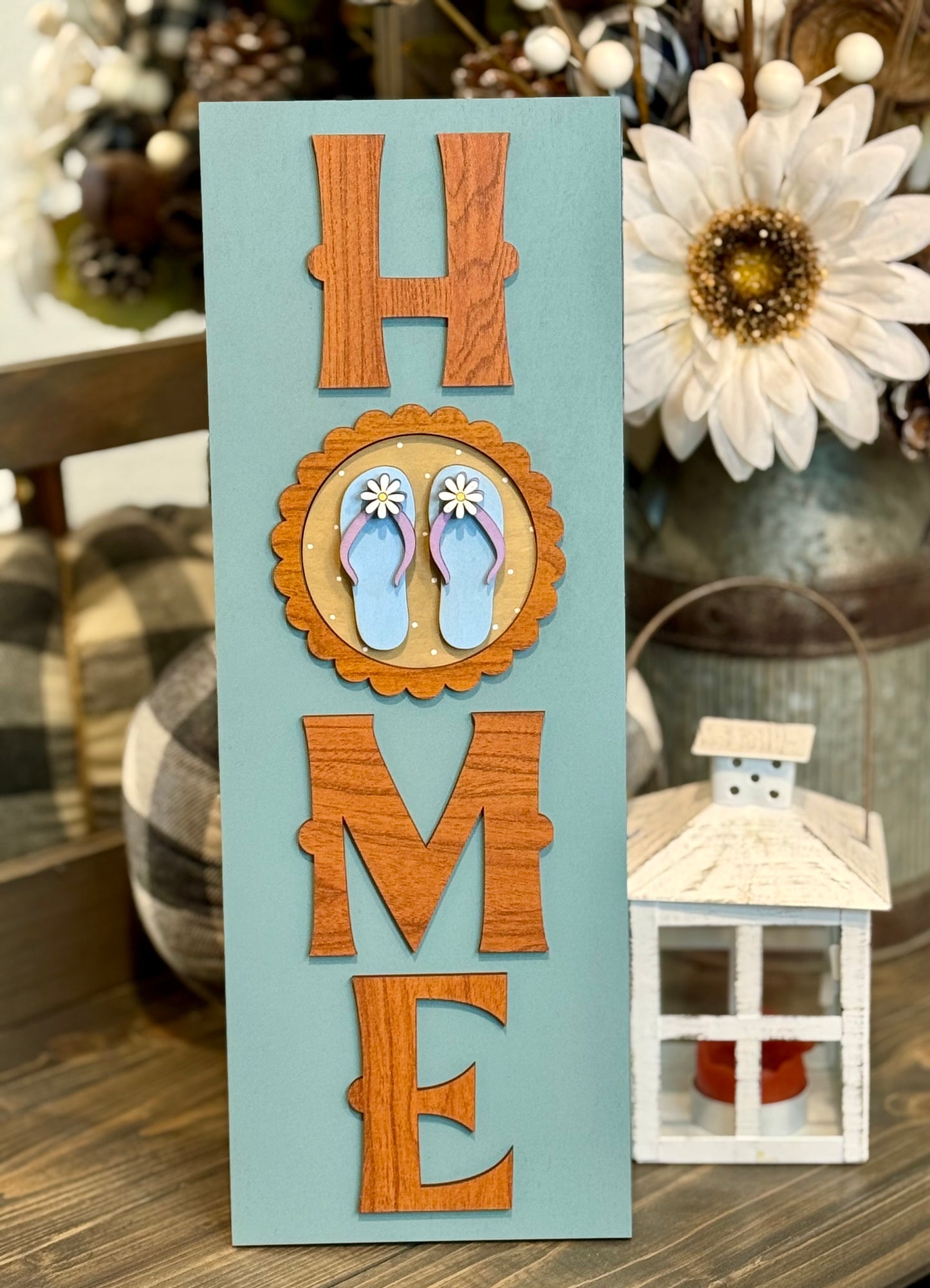Interchangeable "HOME" Shelf Sitter
