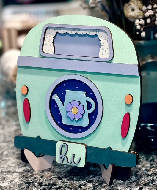 Vintage Camper Back Shelf Sitter | Interchangeable 3" Round Wooden Decor