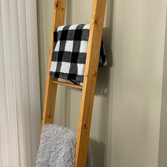 Custom Blanket Ladder